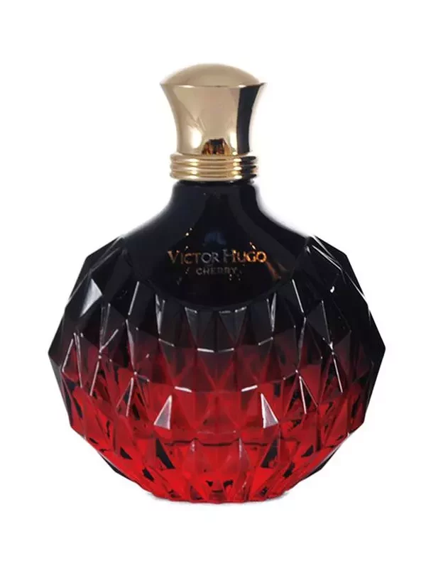 Victor Hugo Cherry For Woman EDP